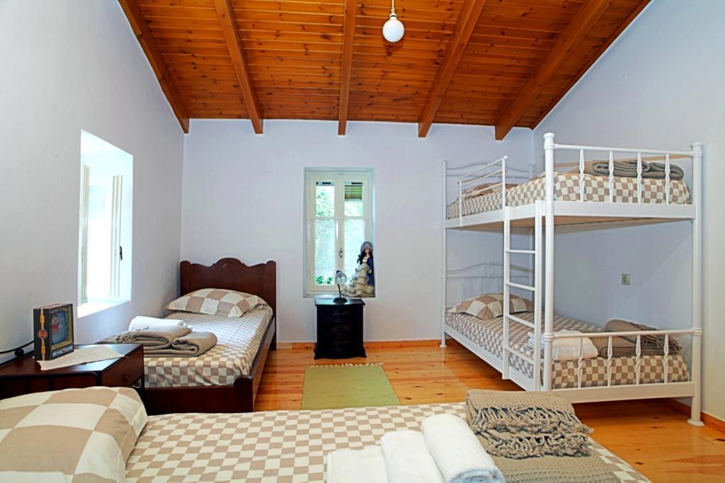 Menelia Cottage Platístoma 客房 照片