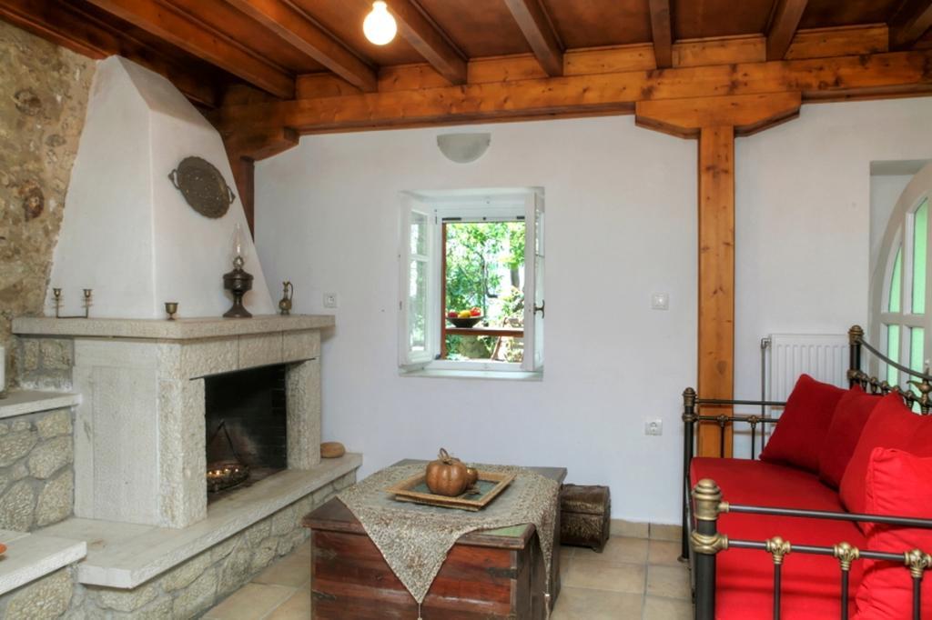 Menelia Cottage Platístoma 客房 照片