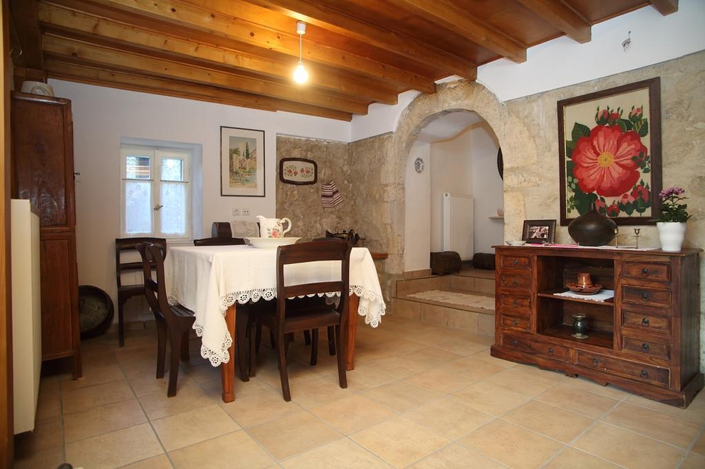 Menelia Cottage Platístoma 客房 照片